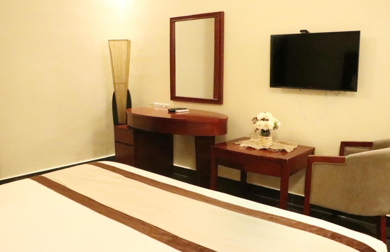 Rimal Hotel apartamentowy 4*
